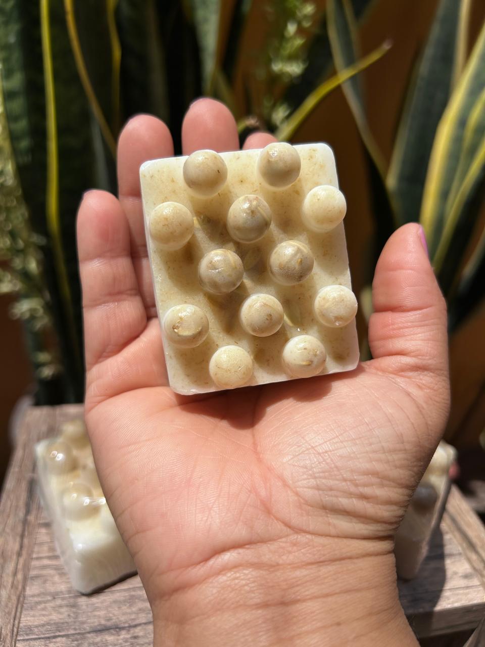 Jabón Exfoliante de Arroz con Avena y Maracuyá