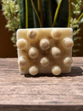 Jabón Exfoliante de Arroz con Avena y Maracuyá