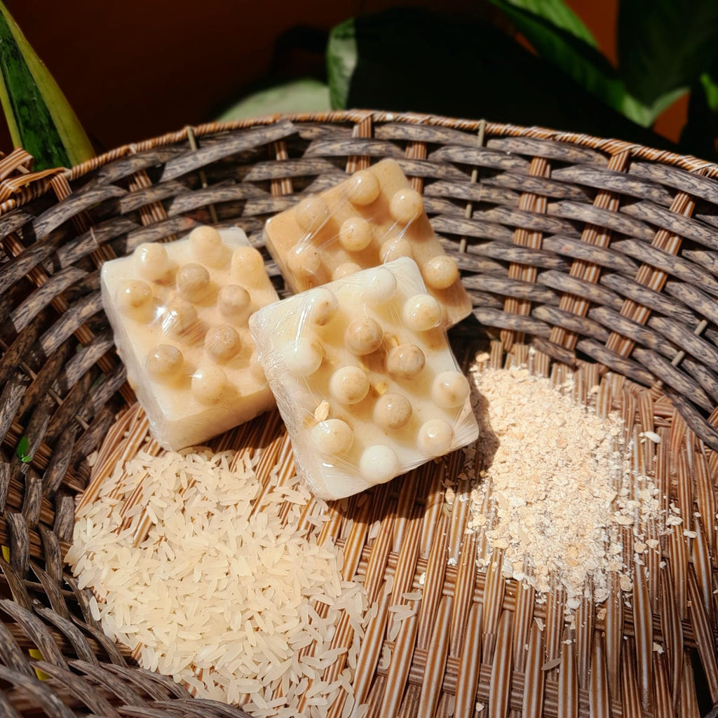 Jabón Exfoliante de Arroz con Avena y Maracuyá